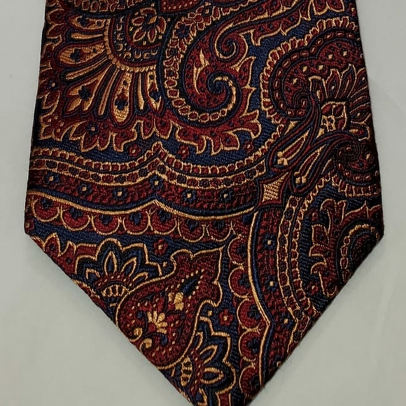 JOS A BANK SIGNATURE NECKTIE - Picture 4 of 4